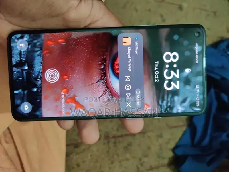 OnePlus 8T Dual SIM Smartphone High-Performance Mobile Device