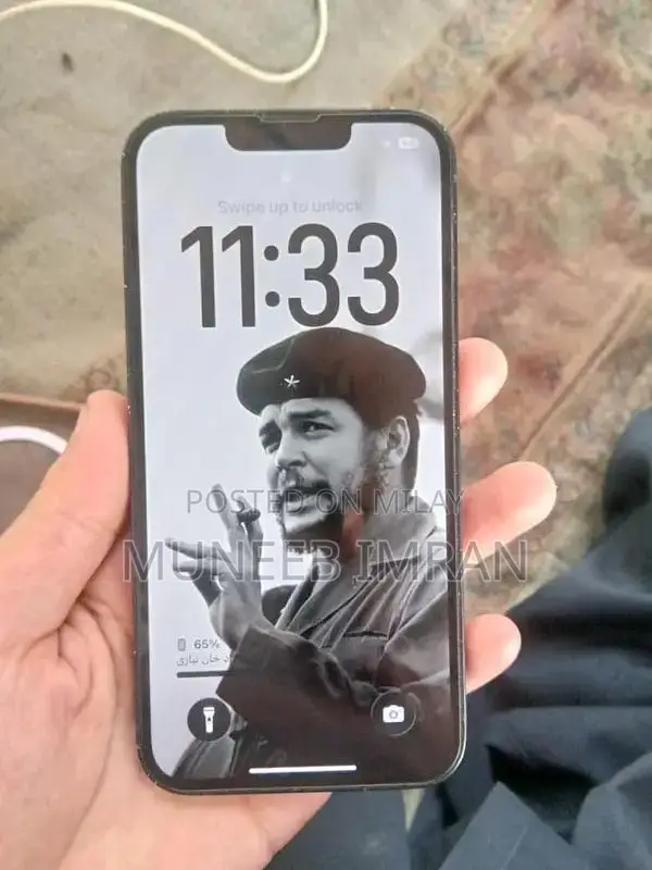 iPhone 13 128GB Non-PTA Excellent Condition