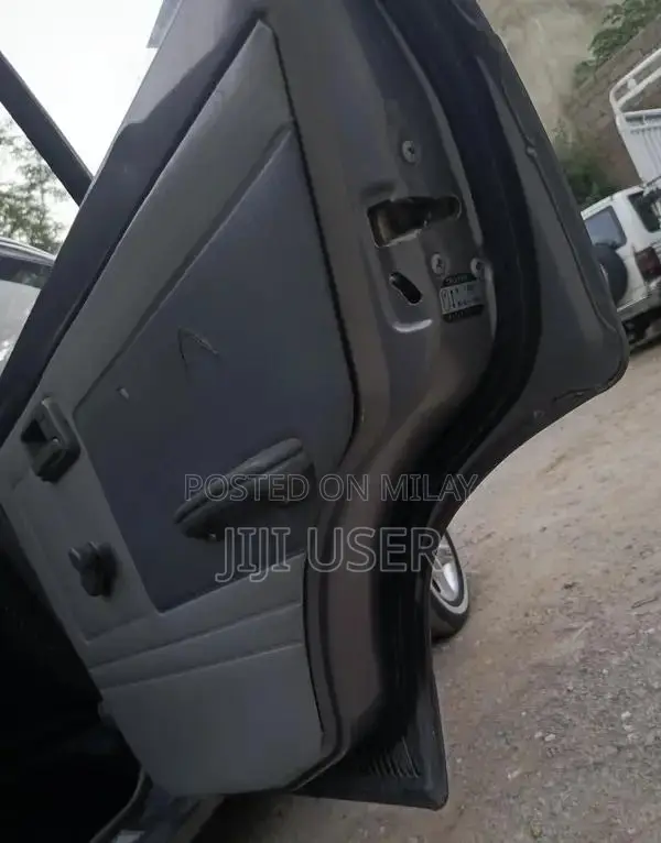 Suzuki Mehran VXR Compact Sedan - Well-Maintained Vehicle