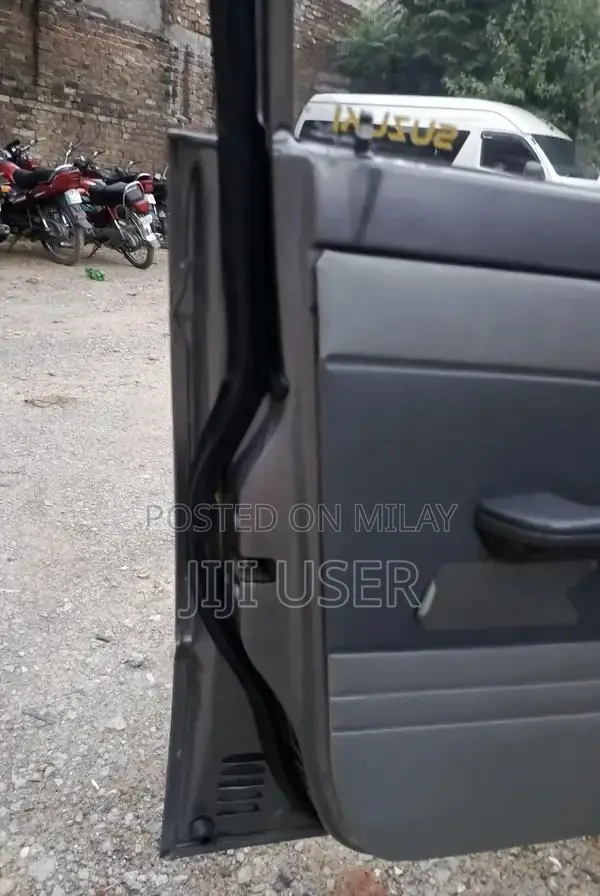 Suzuki Mehran VXR Compact Sedan - Well-Maintained Vehicle