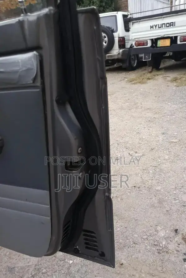 Suzuki Mehran VXR Compact Sedan - Well-Maintained Vehicle