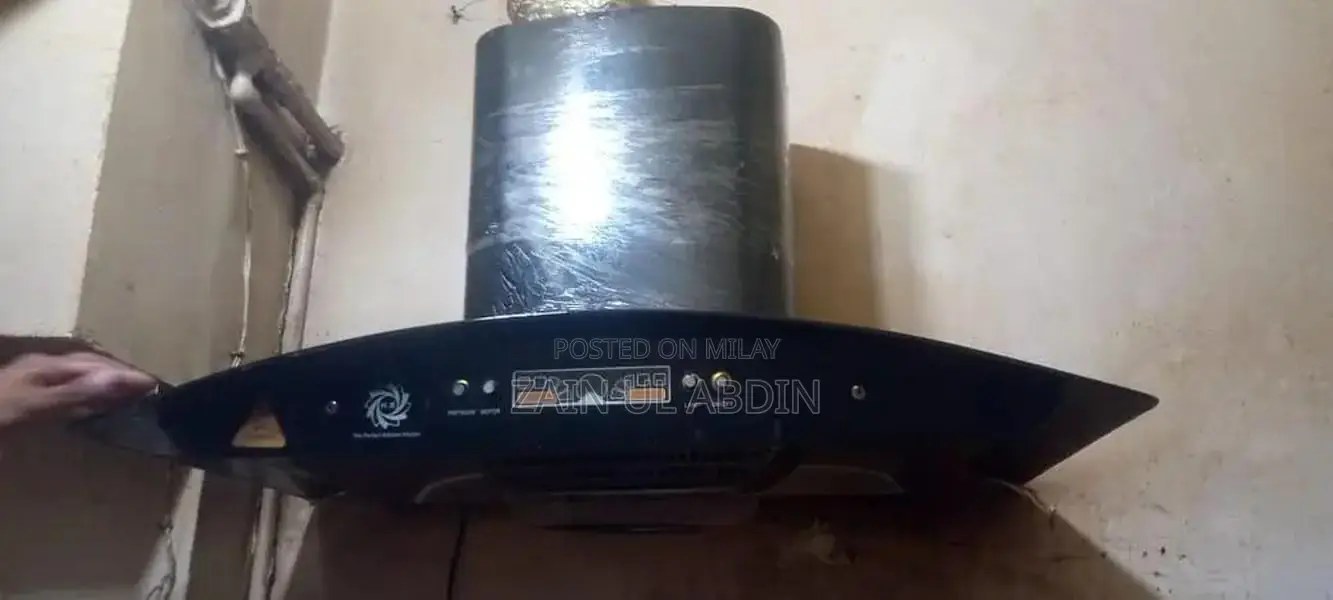 Kitchen Hood Appliance for Sale in Good Condition
