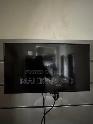 LED TV Hair Display 1080p High Definition Television