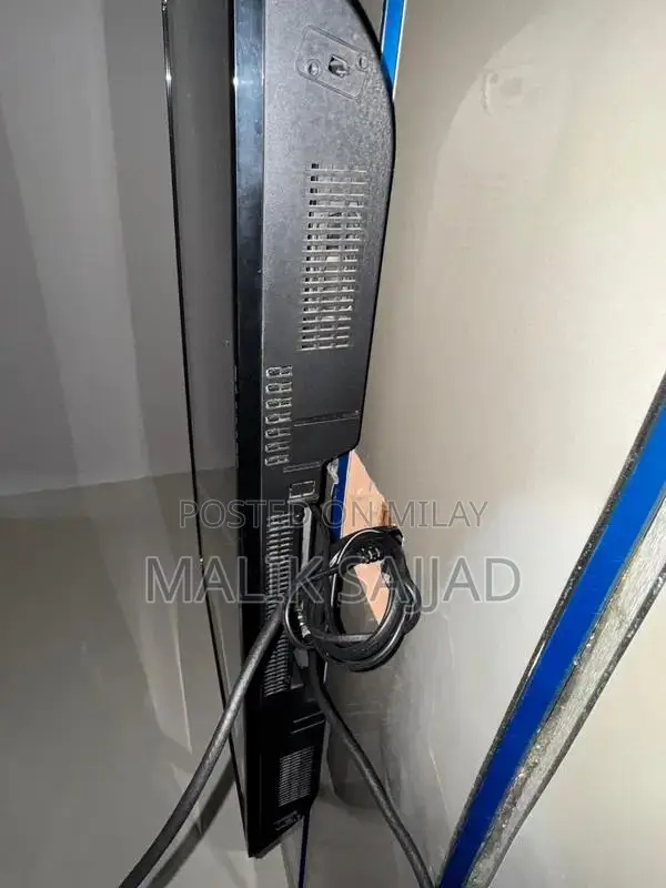 LED TV Hair Display 1080p High Definition Television