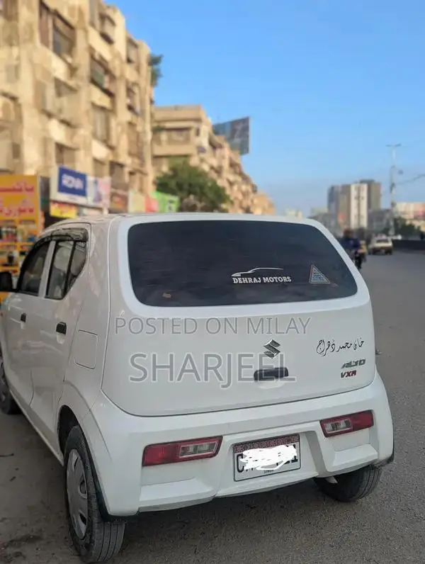 Suzuki Alto 2024-2025 Compact White Sedan