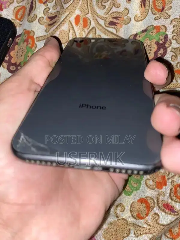 Refurbished iPhone 8 Unlocked Smartphone