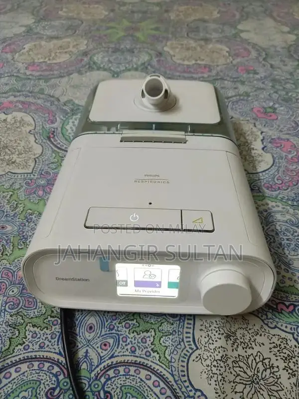 Philips Respironics DreamStation Auto CPAP Machine with Humidifier