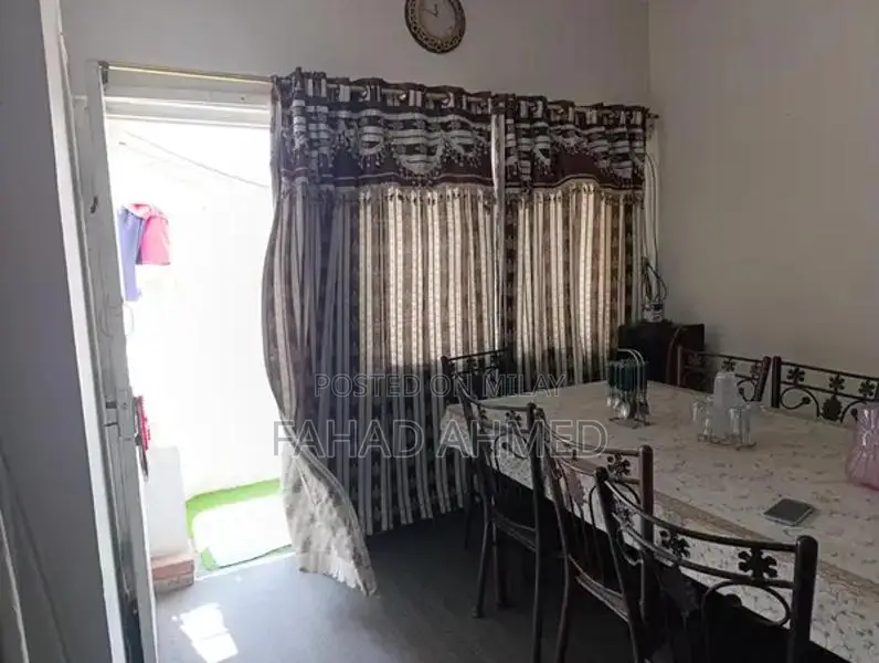 Spacious 3-Bedroom Apartment with Multiple Bathrooms