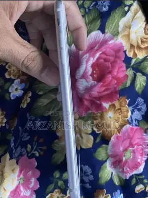 Apple iPhone 7 Plus Smartphone with Advanced Features