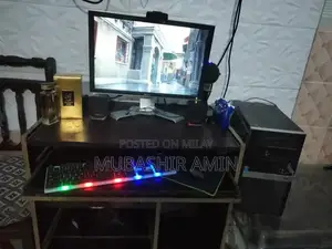 Photo - ASUS Gaming PC with Radeon R7 Graphics