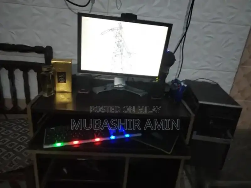 ASUS Gaming PC with Radeon R7 Graphics