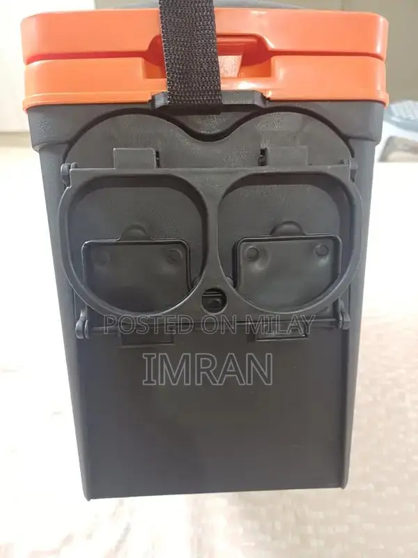 Compact Daewoo Car Freezer - Portable Electric Vehicle Refrigeration U