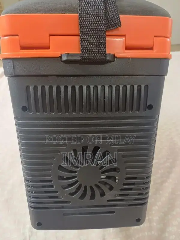 Compact Daewoo Car Freezer - Portable Electric Vehicle Refrigeration U