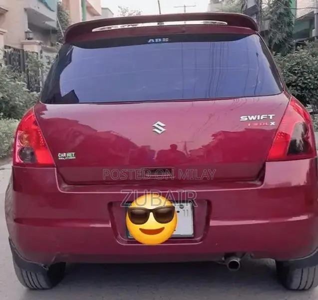 Suzuki Swift DLX Compact Sedan - Low Mileage Second Owner Vehicle