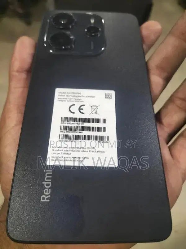 Memory Smartphone with 8+4 GB RAM and 256 GB Storage