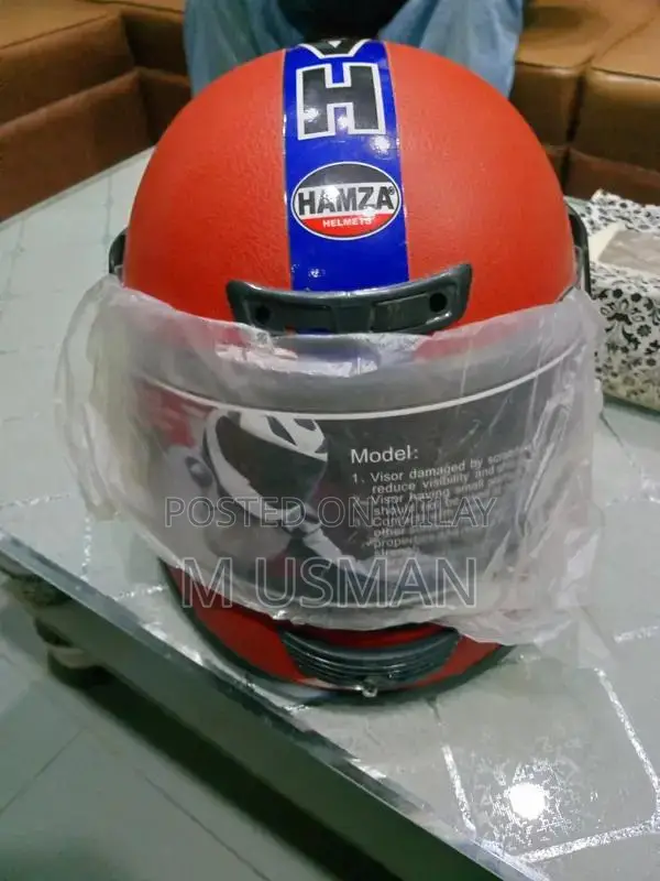 High-Quality Motorcycle Safety Helmet - 10/10 Performance