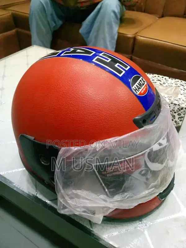 High-Quality Motorcycle Safety Helmet - 10/10 Performance