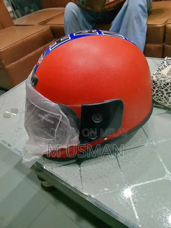 High-Quality Motorcycle Safety Helmet - 10/10 Performance