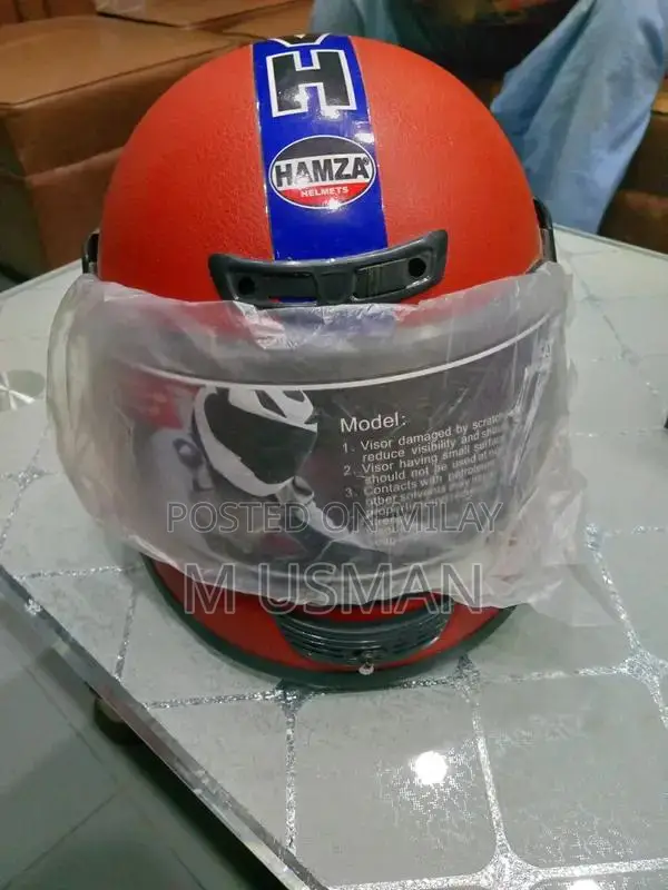 High-Quality Motorcycle Safety Helmet - 10/10 Performance