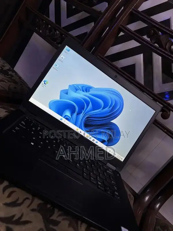 Dell Latitude 5490 Laptop - 8th Gen Core i5, 16GB RAM, 256GB SSD