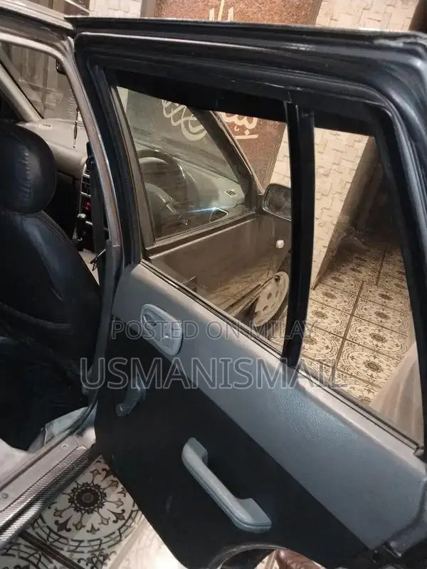 Suzuki Cultus VXRi 2011 - Low Mileage Sedan with Excellent Condition