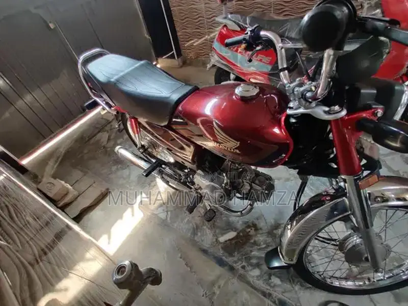 Honda CD 70 Motorcycle 2024/25 Model
