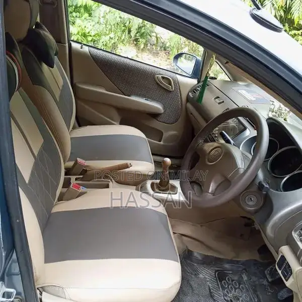 Honda City 2003 Sedan Family Car Manual Transmission