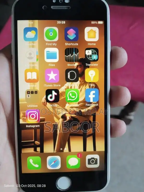 Apple iPhone 7 256GB Gray Smartphone with High Battery Health