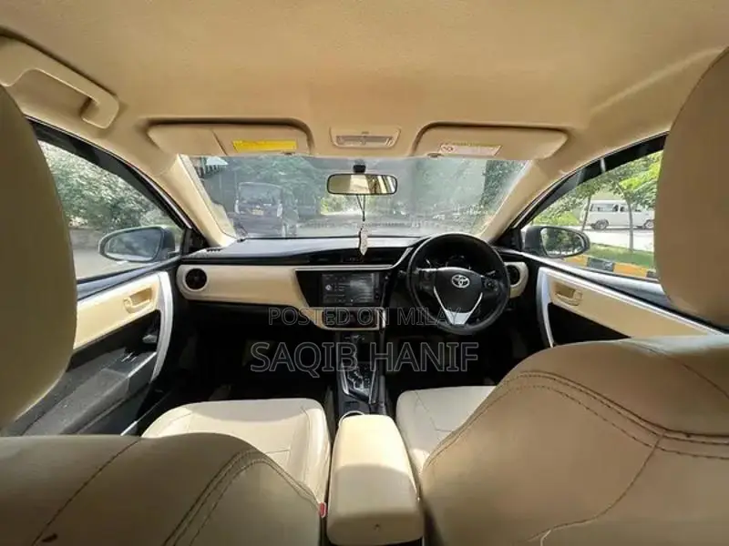 Toyota Corolla Altis 1.6 Automatic Sedan