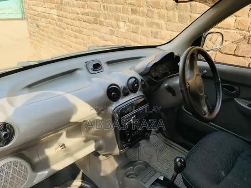 Hyundai Santro Club Sedan - Sindh Registered Vehicle