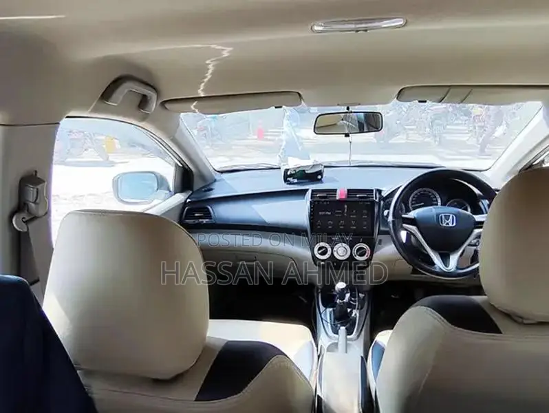 Honda City 2018 Manual Sedan - Reliable Compact Car