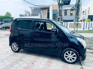 Suzuki Wagon R Japanese Compact Hatchback Low Mileage