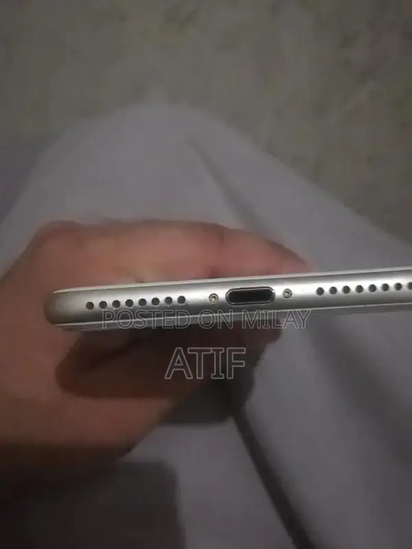 Golden 128GB Smartphone PTA Approved Used Condition