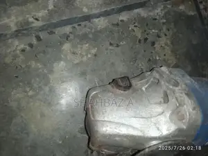 Blue Compact Manual Grinder in Good Working Condition