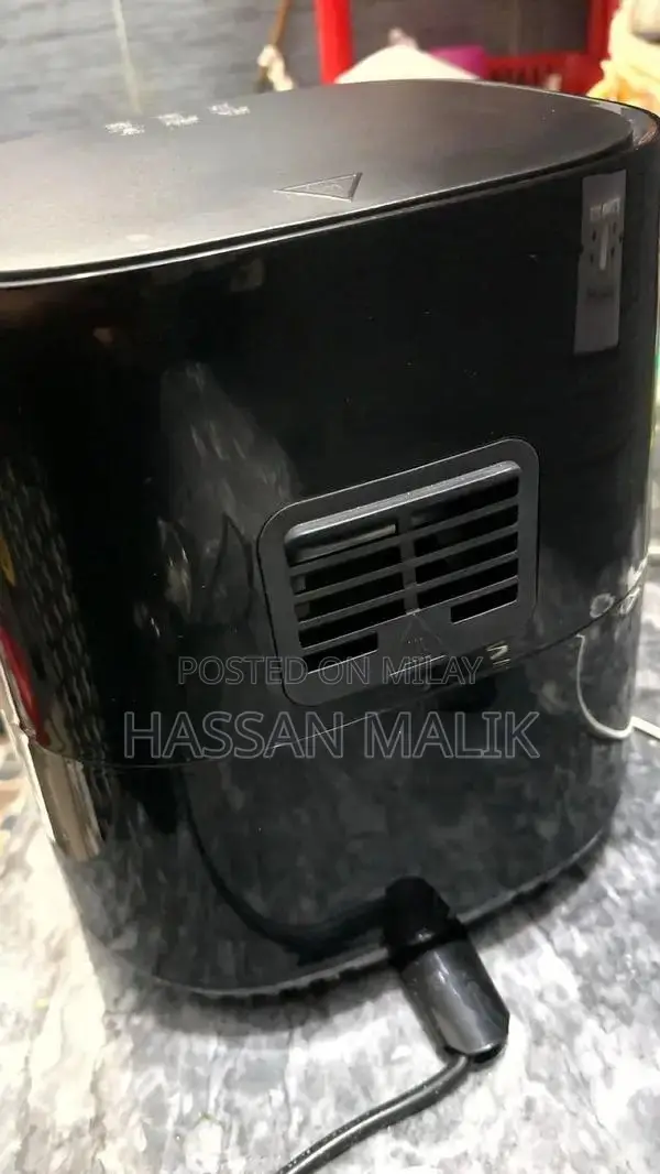 Philip Air Fryer - Lightly Used Kitchen Appliance