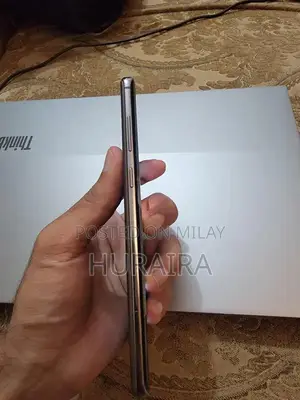 Samsung Galaxy S10 Plus Flagship Smartphone