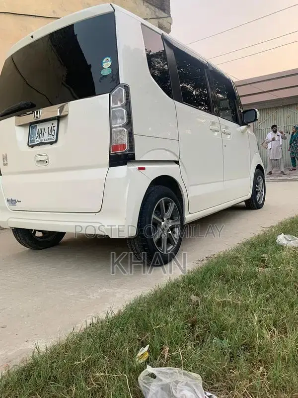 Honda N-Box Turbo L Compact Urban Hatchback