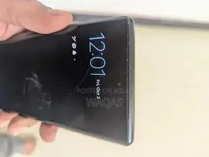 Pixel 6 Pro Smartphone with Camera and Battery Performance