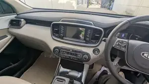 Photo - KIA Sorento 3.5L Full Option SUV Low Mileage