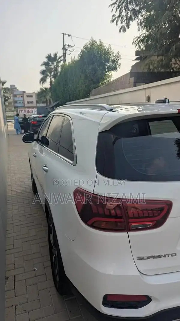 KIA Sorento 3.5L Full Option SUV Low Mileage