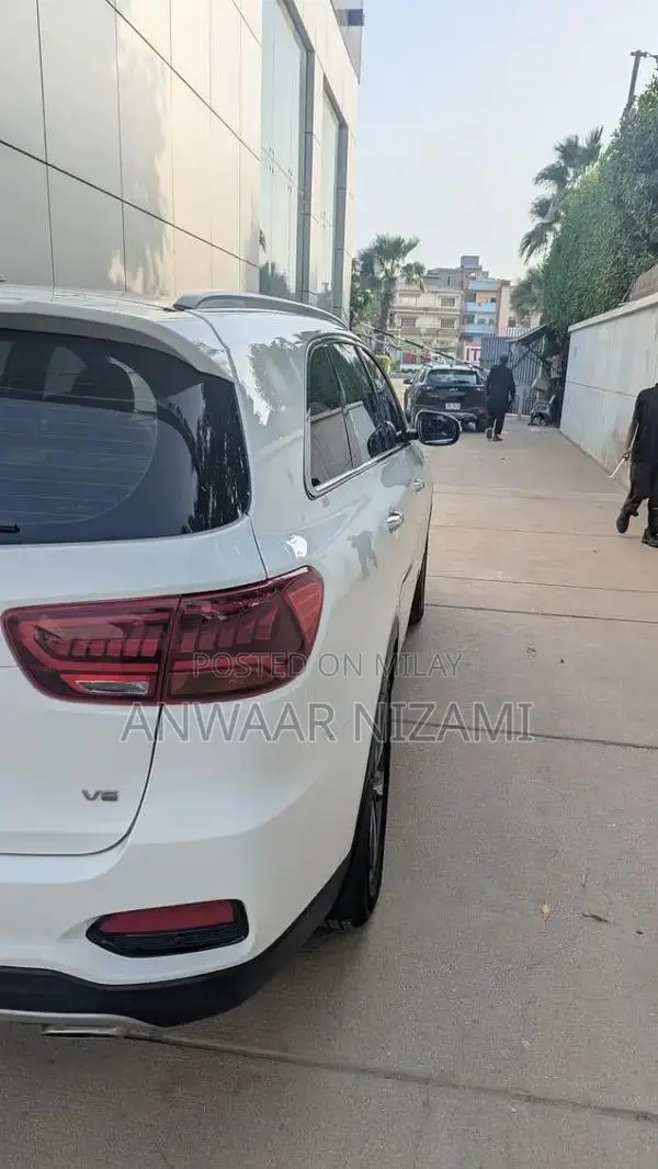 KIA Sorento 3.5L Full Option SUV Low Mileage