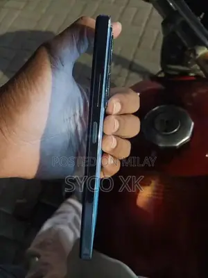 Pre-owned Smartphone with Exchange Option