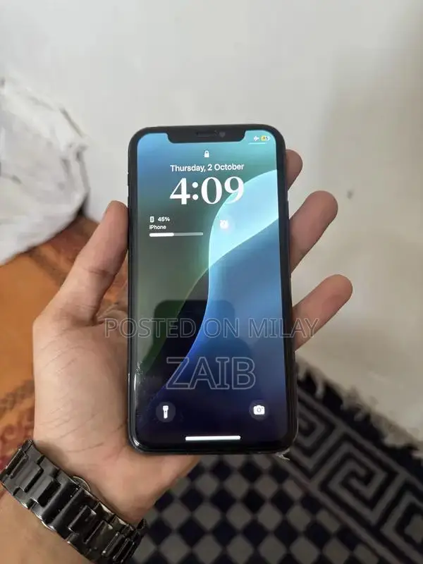 Apple iPhone 11 Pro 256GB Unlocked Smartphone