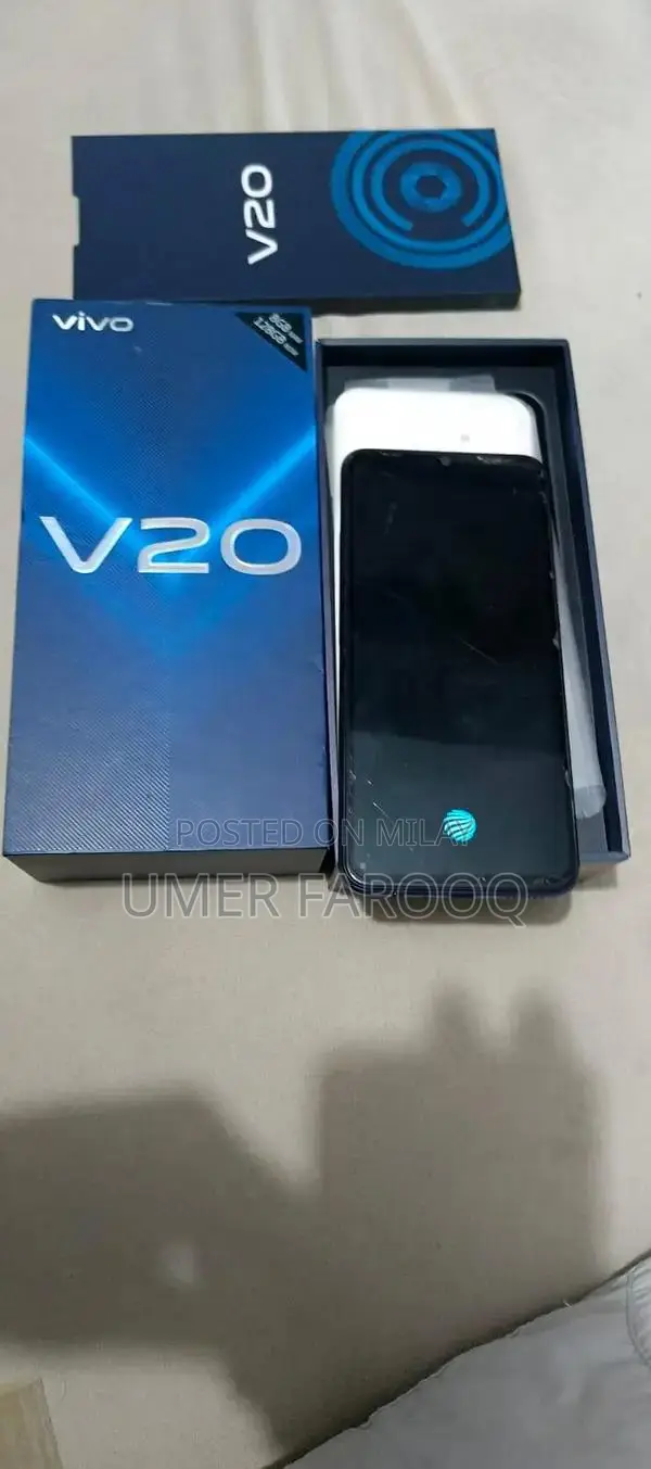 High-Performance Smartphone with Large Memory and Storage