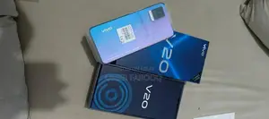 High-Performance Smartphone with Large Memory and Storage