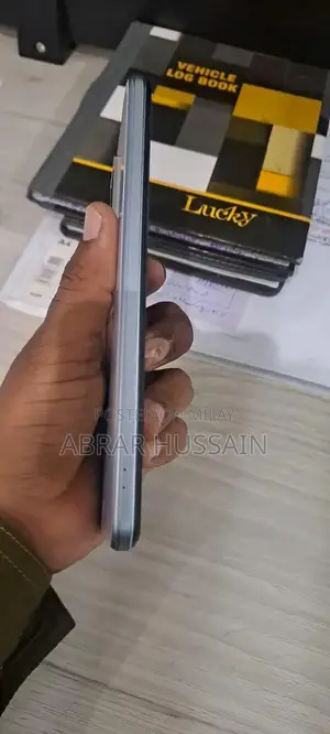 Vivo Y21 Smartphone 4GB RAM 64GB Storage Budget Android Phone