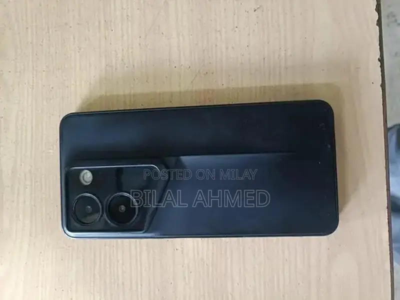 High Performance Smartphone with Dual RAM and Large Storage