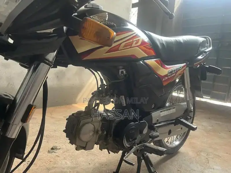 CD Dream Vehicle with Battery Replacement