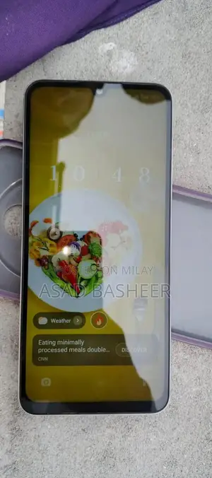 Compact Mobile Device with High Storage and Warranty