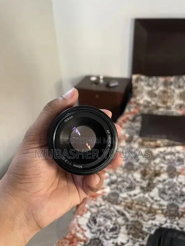 Nikon Nikkor 50mm f/1.8 Professional Camera Lens